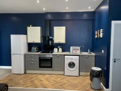 My Perfect Place Rooms & Apartments -Some Rooms With Hot Tub- Free Parking Blackpool Exterior photo